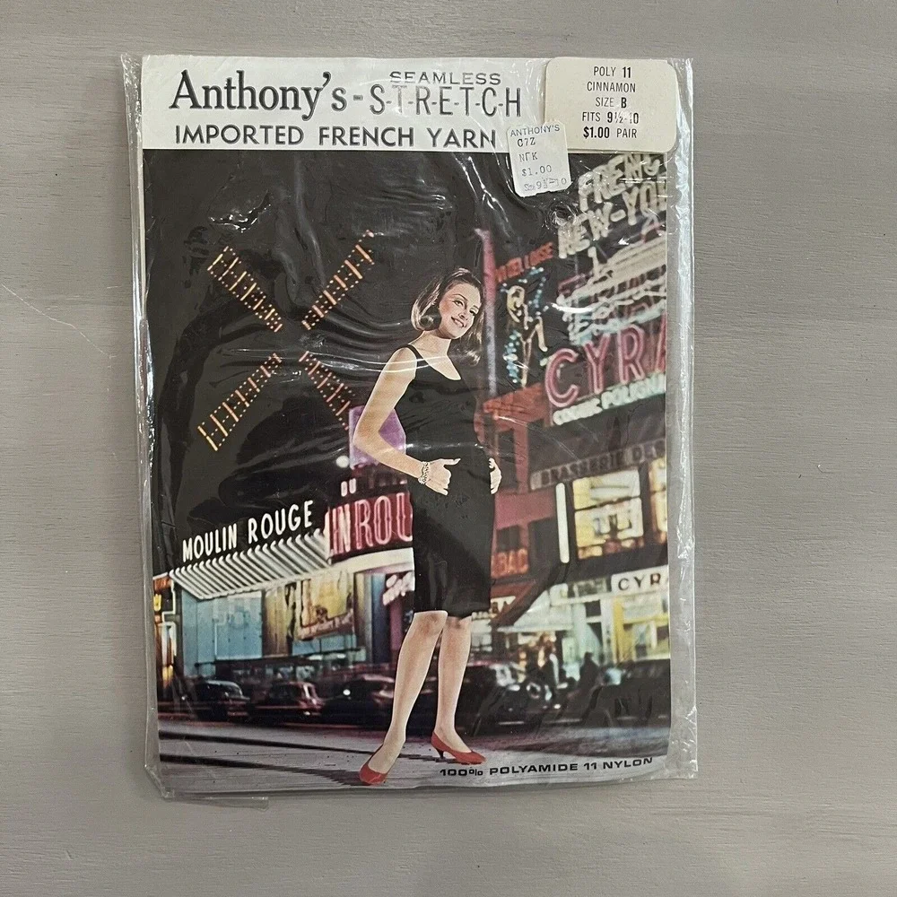 Vintage 1970s Anthony's Size B - 9.5-10 CINNAMON Seamless Nylon Stockings